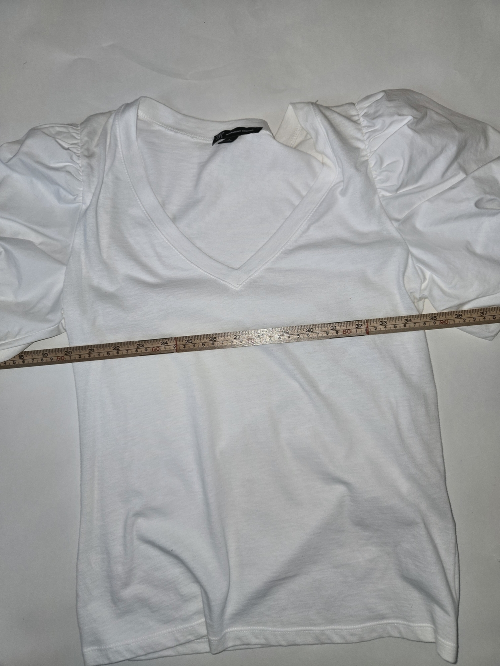 INC Women’s White V-Neck Puff Sleeve Tee Womens Size Small - Picture 7 of 9